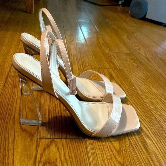 Nude skin color heels they have been worn one time for my pageant - Picture 1 of 3